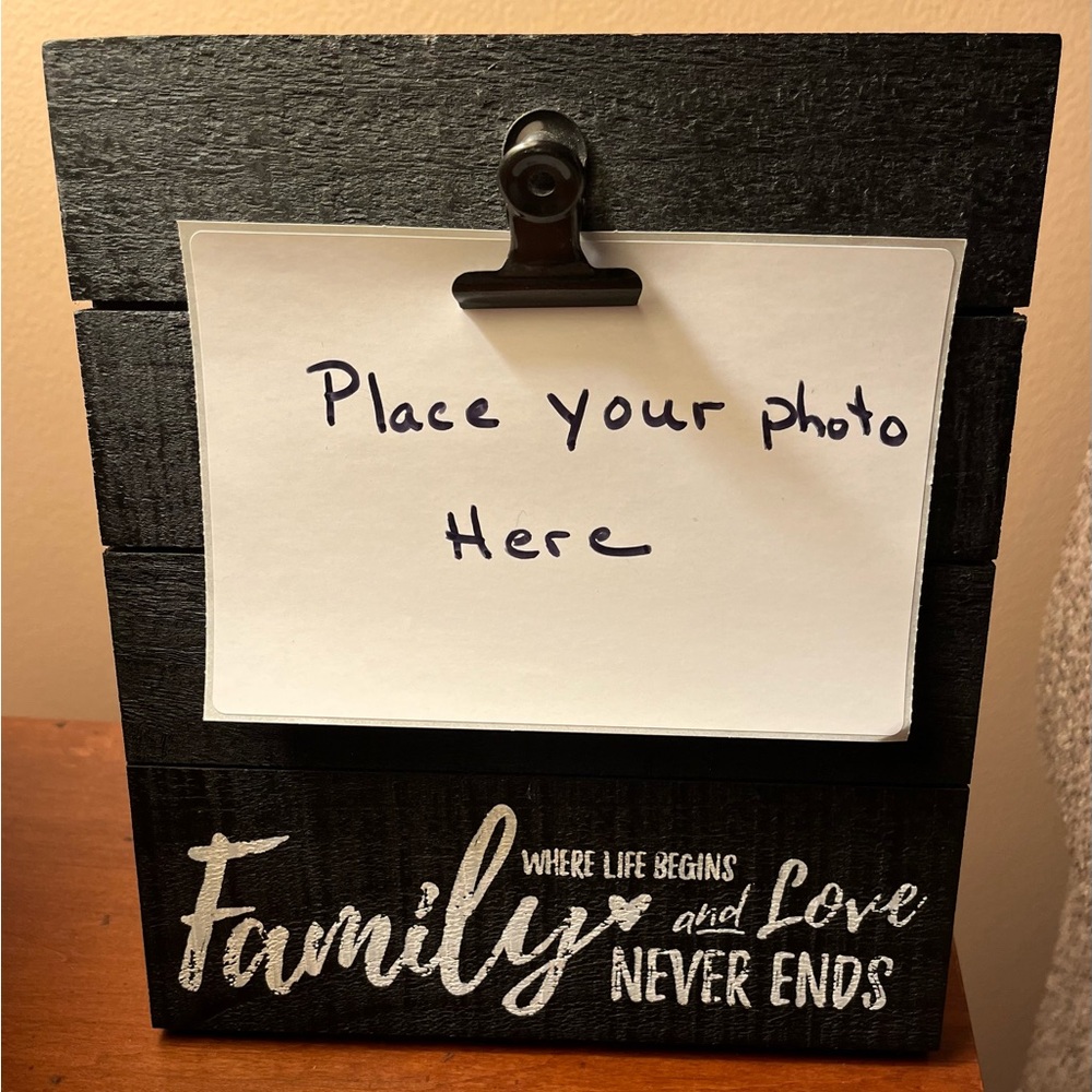 Malden International Family Photo Frame
